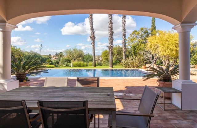 Charming Family Villa with Pool