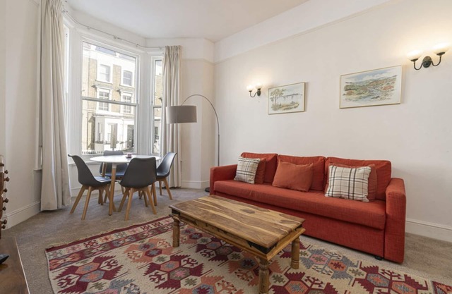 Charming flat in West Brompton