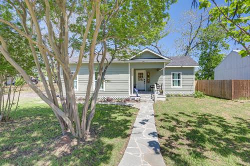 Charming Franklin Abode Near Sports Park and Fishing
