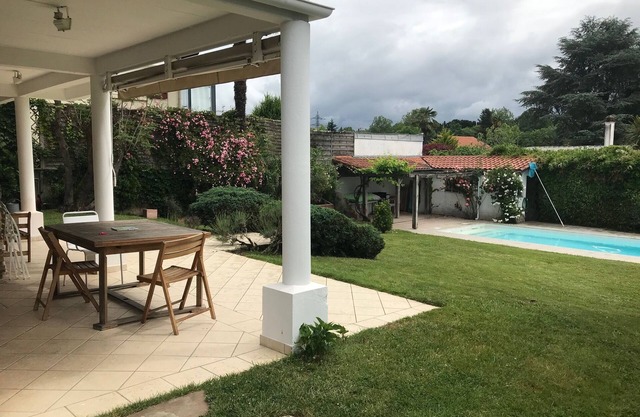 Charming house in a residential area of Bayonne