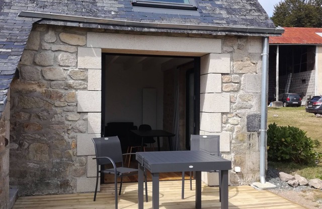 Charming house on the edge of the Odet near Quimper- Gite Equinoxe