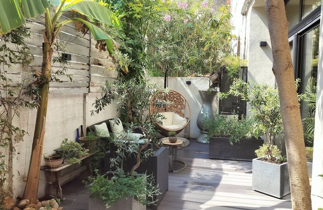 Charming LOFT with quiet inner courtyard 10 minutes from the center