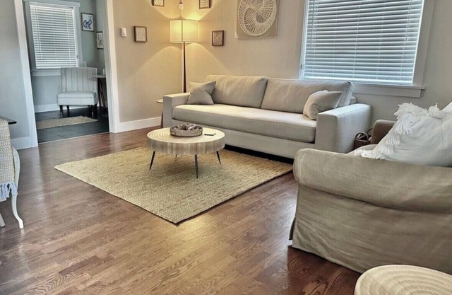 Charming Stadium District 2-bedroom Condo