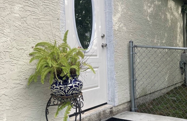 Charming studio with WiFi and AC