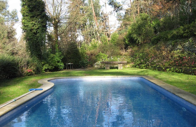 Charming villa with private pool in the river