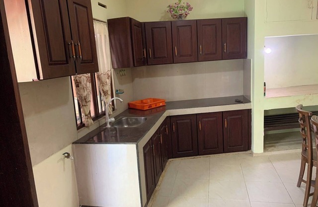 Charming villa with 1 bed room WiFi,AC in lovely Ambalangoda,10min walk to beach