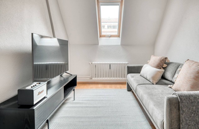 Charming Vorstädte 2.5 Room w/Storage & W/D, by Blueground