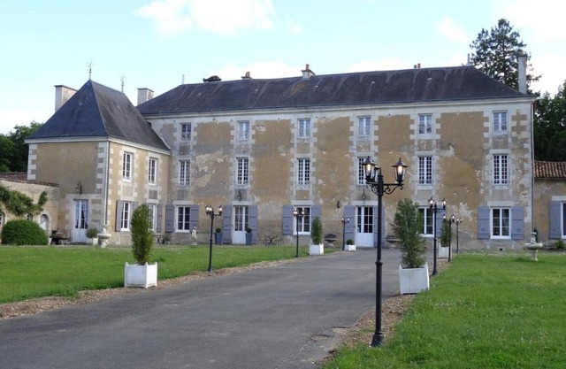Chateau de la Touche proche Poitiers
