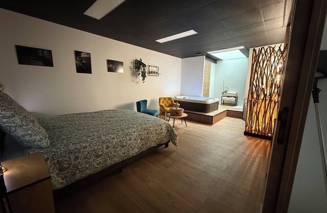 Château de Posset: Loft Anne-Marie, close to the 24 Hours of Le Mans racetrack