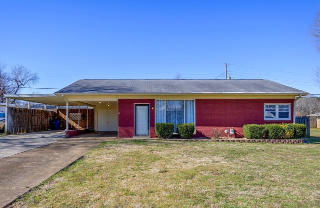 Cheerful Wishes- 3 Bedroom House To Yourself