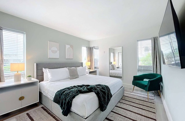 Chic 1BR: Pool Access & Modern Enhancements