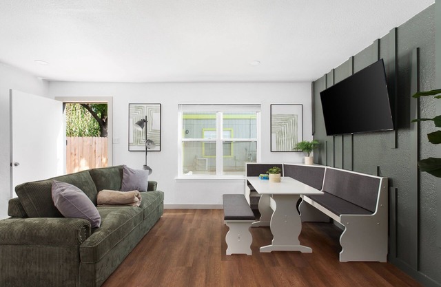 Chic 2BR Escape Sleeps 8 w Private Patio