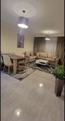 Chic 3beds - Walk to Mall
