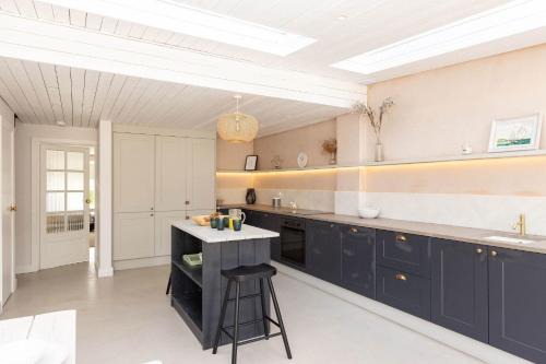 Chic Coastal Retreat - 5-Min Stroll to Beach