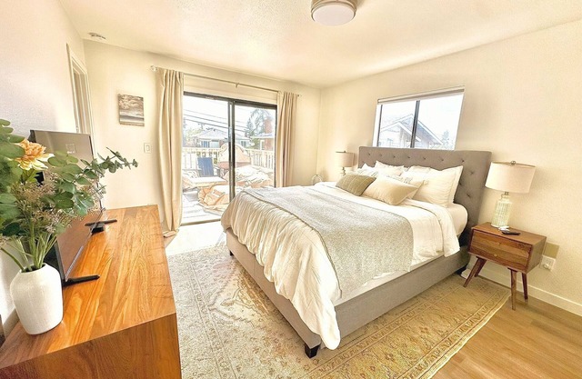 Chic & Cozy Oakland Getaway!