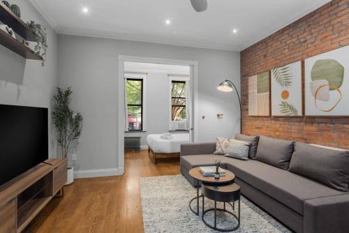 Chic NYC Retreat by Central Park