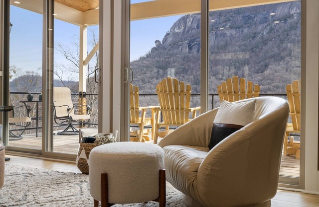 Chimney Rock on Stilts By CM | Epic Views, Hot Tub & Dogs Welcome!