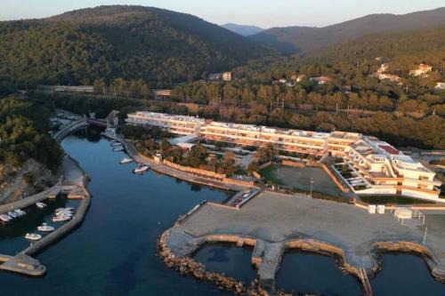 Chioma appartamento fronte mare - posto auto privato