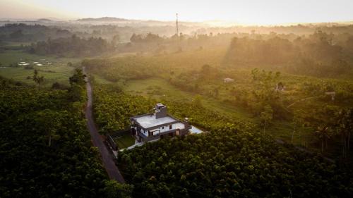 Cinnamon Forest Resort - Hikkaduwa