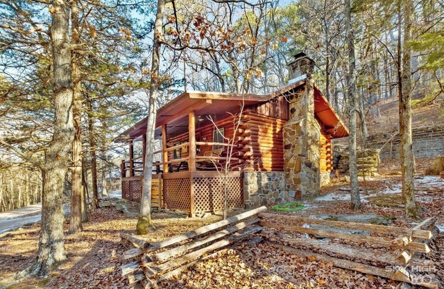 Cinnamon Valley - The Whitetail