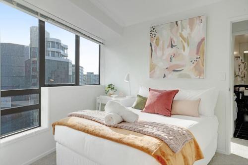 Cityscape Central Abode near Hospital and K Rd