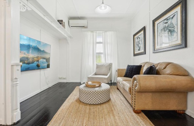 Classic Charm 3-Bed Family Home by Oxenham Park