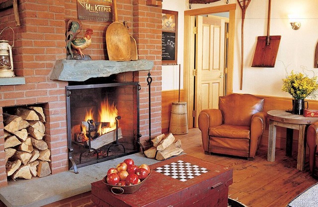 Classic Country suite for family and the dog