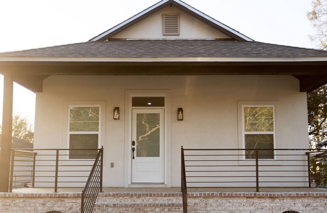 Clean and Modern Downtown New Construction