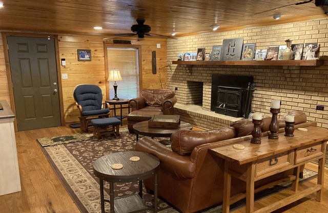 Clean, Comfortable, Peaceful, VRBO Air B N B @ https://airbnb.com/h/thetrabin