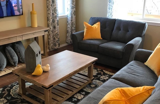 Clean, cozy and practical house with three bedrooms