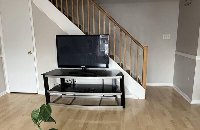 Clean, safe, basic, affordable Waterloo short-term accomodation