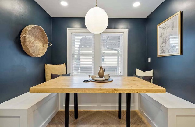 Close to OSU Rooftop Patio Grill & Outdoor TV