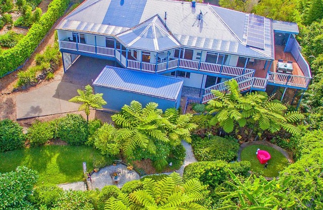 CLOUD 9 - Cliff Top Eagle Heights