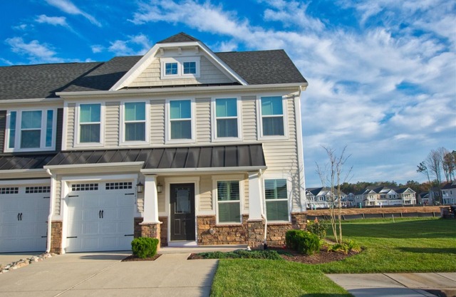 Coastal Club * 31414 * 4BR Lux Townhouse End 31414 w 2.5 Baths * Sleeps Up to 11