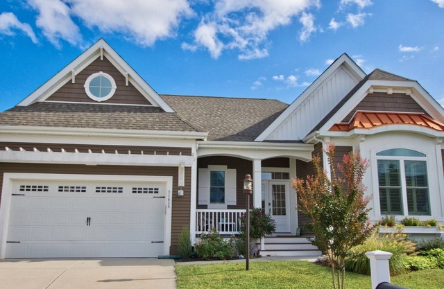 Coastal Club * 5BR Luxury Beach Rental House - Sleeps 10