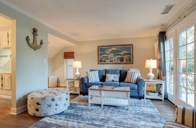 Coastal Cozy Shipyard Plantation, Golf Course view, close to beach/pool 2 BR/2BA