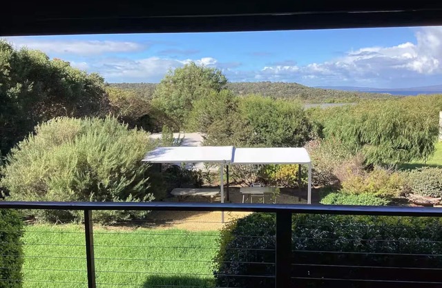 Coastal Haven on Beaufortia