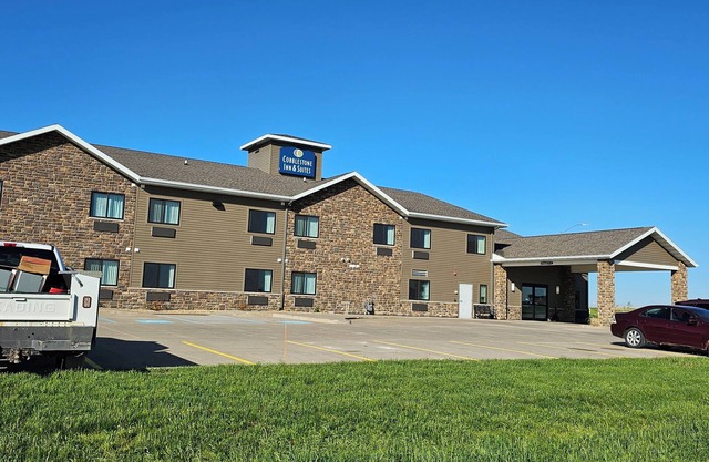 Cobblestone Inn & Suites – Manchester