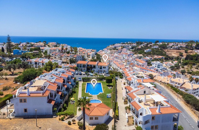 Colina Verde G: Charming 1-Bedroom Townhouse