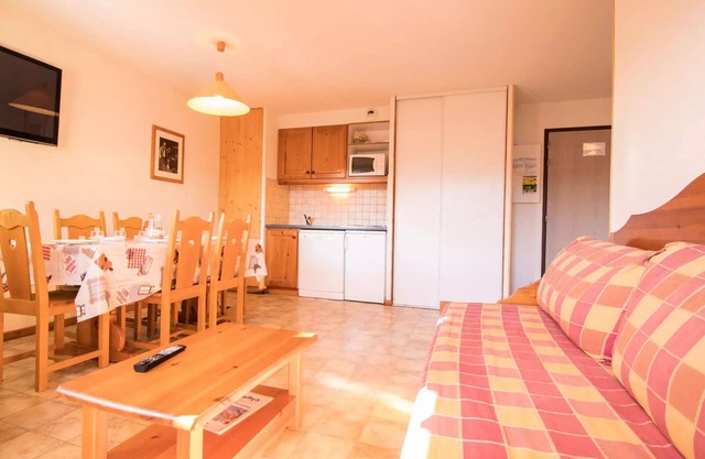 COM431M :Ferienwohnung in ruhiger Lage in der Nähe von kostenlosen Shuttles und Schwimmbad