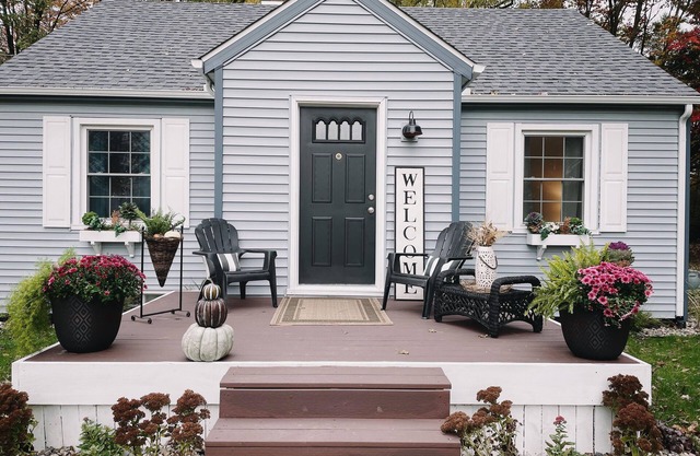 Come Visit our Bungalow in the Pines!