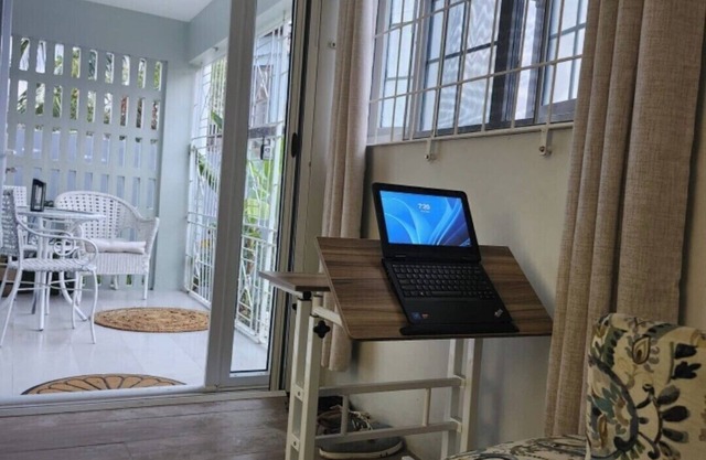 Come Work and Play in New Kingston