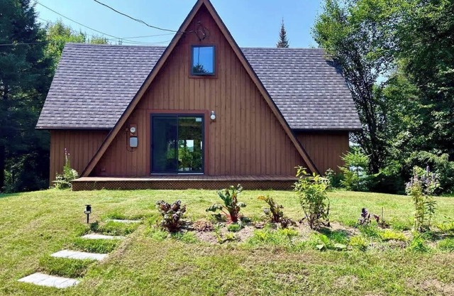 Comfort & Lake Access | Au Pic du Lac