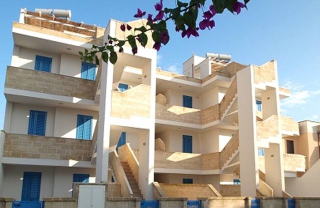 Comfortable apartment on the ground floor and 120 m from the beach