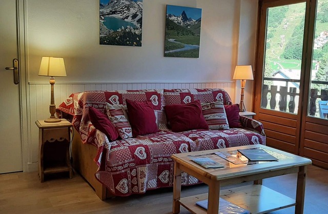 Comfortable 3 Rooms, Central Valloire, Near Shops & Lifts