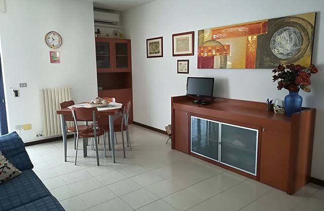 COMFORTABLE AND DELIGHTFUL THREE-ROOM APARTMENT ONE STEP FROM THE CASTLE OF OTRANTO