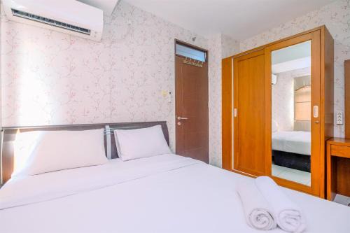 Comfortable and Tidy 2BR Lagoon Bekasi Town Square Apartment By Travelio
