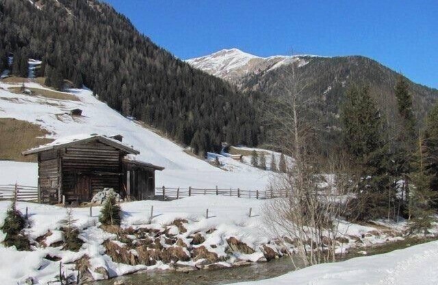 comfortable apartment for 6 people in Tux with a wonderful view