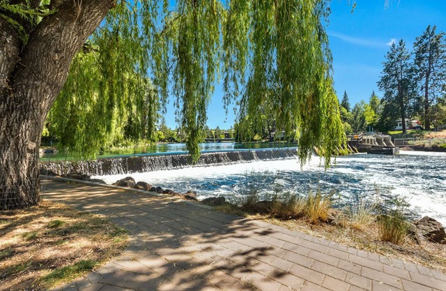 Comfortable home base with a fireplace for a winter in Bend!