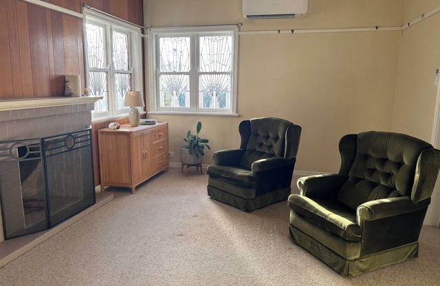 Comfortable house on Curzon St with room for the whole family